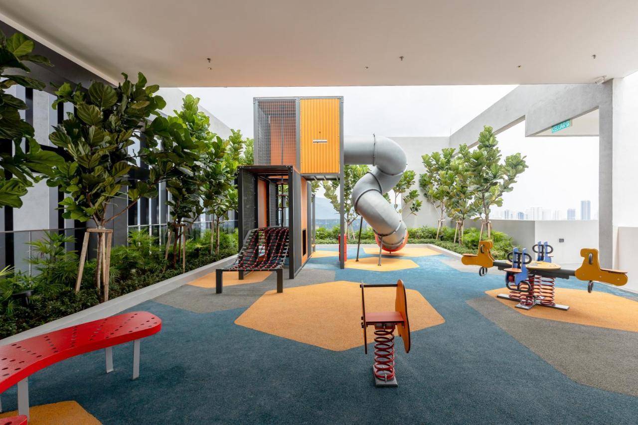 Beacon Executive Suite Penang George Town Exterior foto