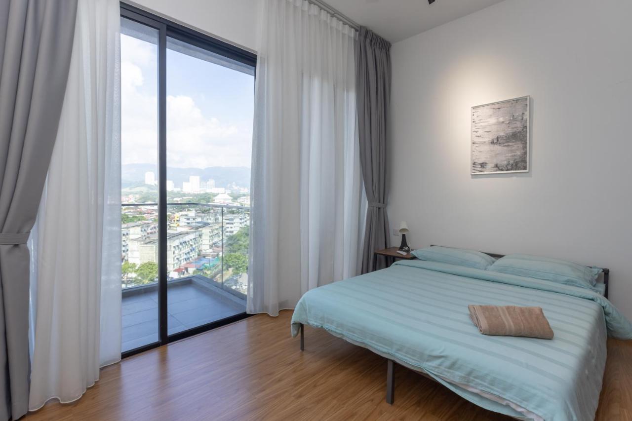 Beacon Executive Suite Penang George Town Exterior foto