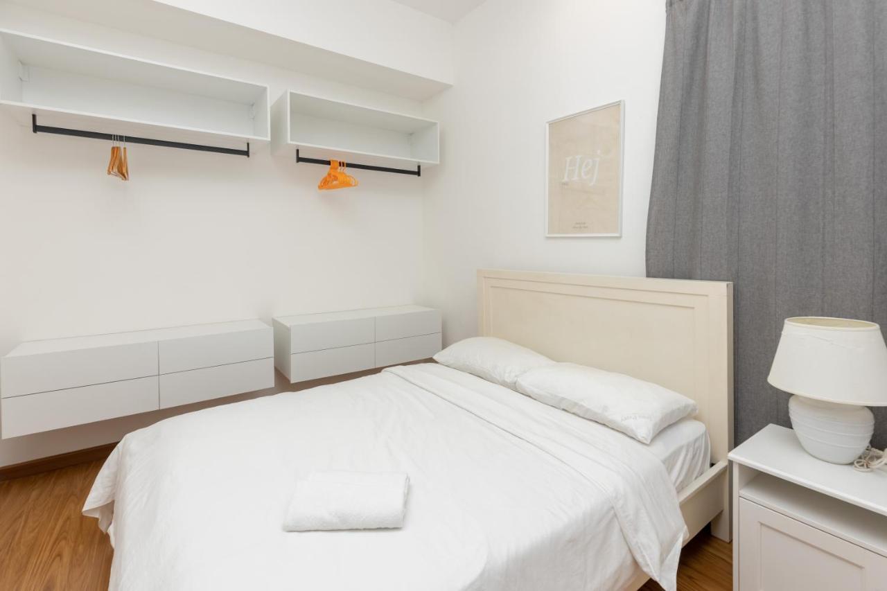 Beacon Executive Suite Penang George Town Exterior foto